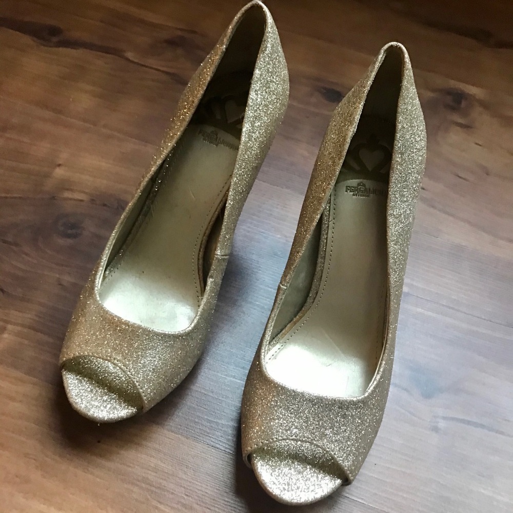 Fergalicious Gold Glitter Open Toe Heel - Worn 1x!